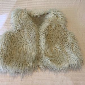 Boys/Girls reversible fake fur and suede vest
